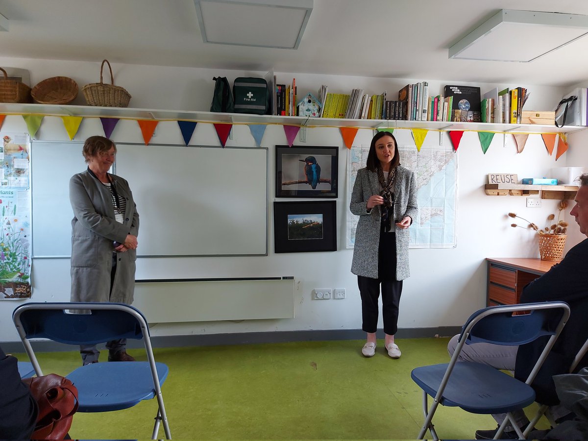 Land reform minister <a href="/MairiMcAllan/">Màiri McAllan</a> is in Kinghorn today to launch a new consultation on the future of land reform in Scotland. 

More on this to come in <a href="/thecourieruk/">The Courier</a> &amp; <a href="/pressjournal/">The Press and Journal</a>.
