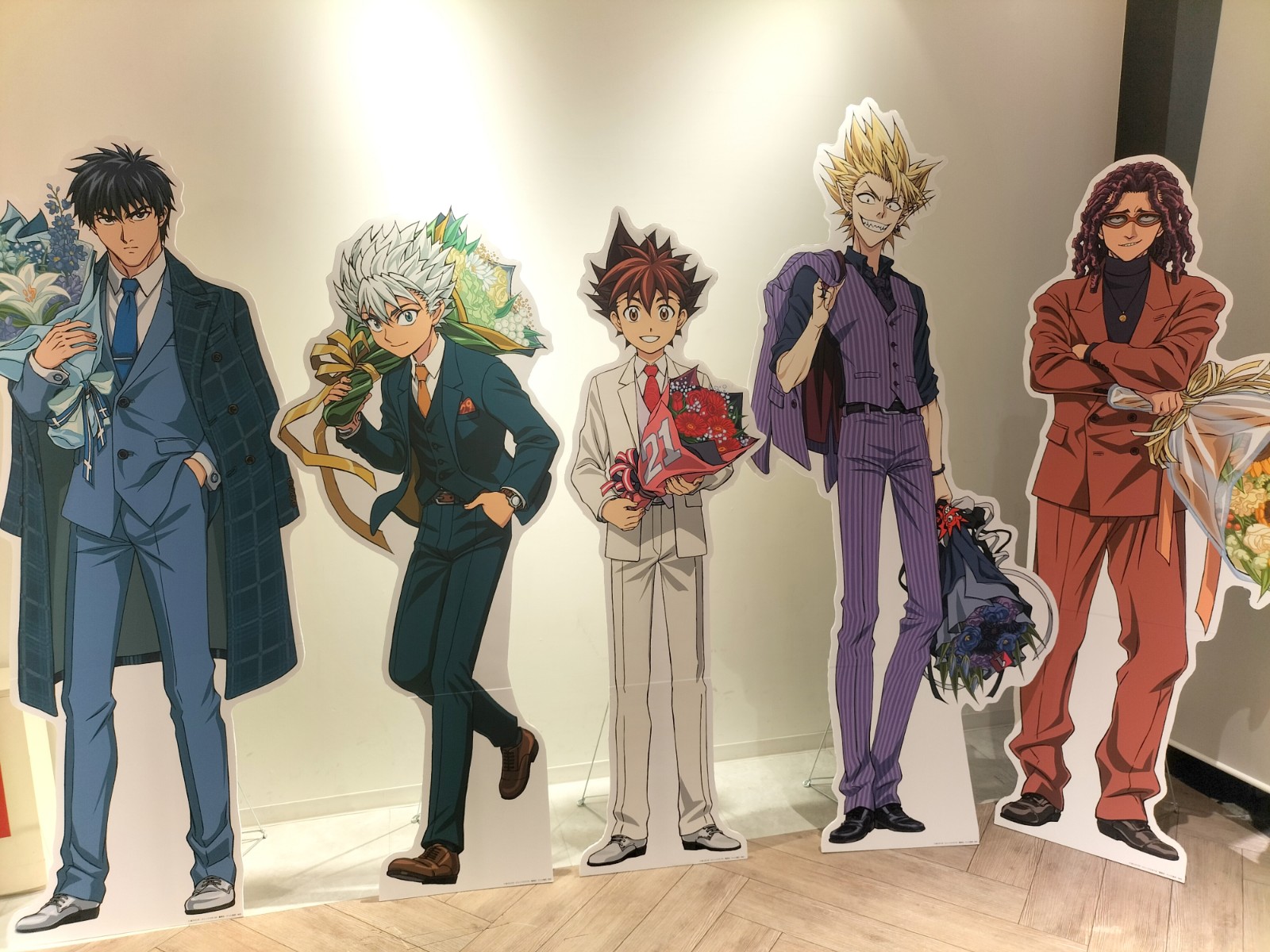 アイシールド21 Pop Up Store 店内のご紹介 アイシールド21 Pop Up Storeでは等身パネルや アニメの場面写パネルの展示など盛り沢山 店内撮影全てokとなりますので 是非ご自由にお楽しみください アイシールド21 アイシールド21ポップアップ