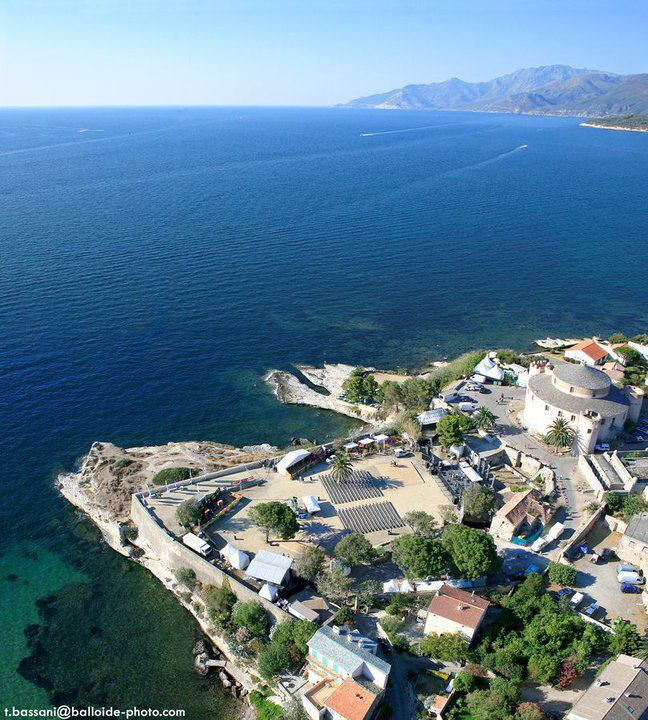 [ᴡᴇʟᴄᴏᴍᴇ ᴛᴏ sᴀɪɴᴛ-ғʟᴏʀᴇɴᴛ] ☀
La 22ème édition du #festival Porto Latino se prépare... Après 2 ans d'absence, on s'active pour vous proposer un #événement grandiose 💓
Billetterie par ici ↝ portolatino.fr