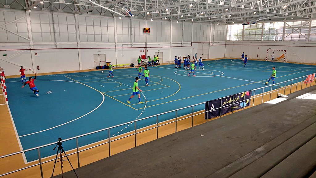 Buen arranque en el torneo BAHÍA DE CÁDIZ FUTSAL CUP.
<a href="/baseAzulonaFS/">Base Azulona Viña Albali Valdepeñas</a> <a href="/VinaAlbaliFS/">Viña Albali Valdepeñas</a>