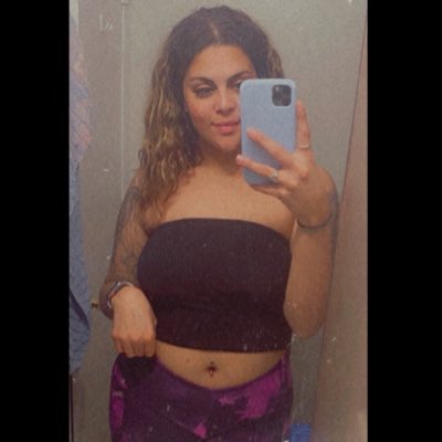 MarinaaaaBaeBee's tweet photo. #NewProfilePic https://t.co/ZoneS6CJ5h