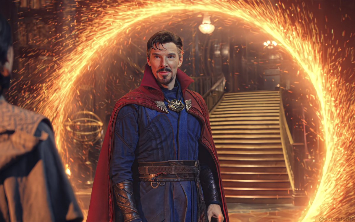emmaforBC's tweet photo. The beauty of Doctor Strange in front of a portal.
#DoctorStrange #MultiverseOfMadness 
#BenedictCumberbatch https://t.co/xTPcPGztD5