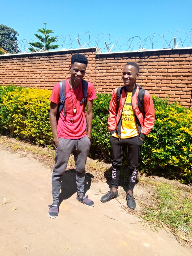 ephraimchulu's tweet photo. Last school days🙂 https://t.co/zRi9j3AYkB