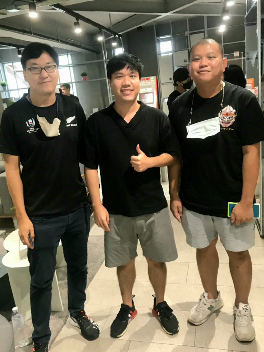 blue_bird tweet media