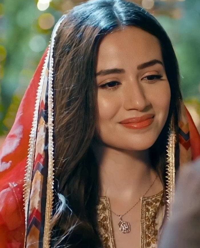 जो चाहे आपको पर आपसे कुछ भी नही चाहे...

गर ऐसा रब्त में है आपके कोई तो किस्मत है.
#khushi