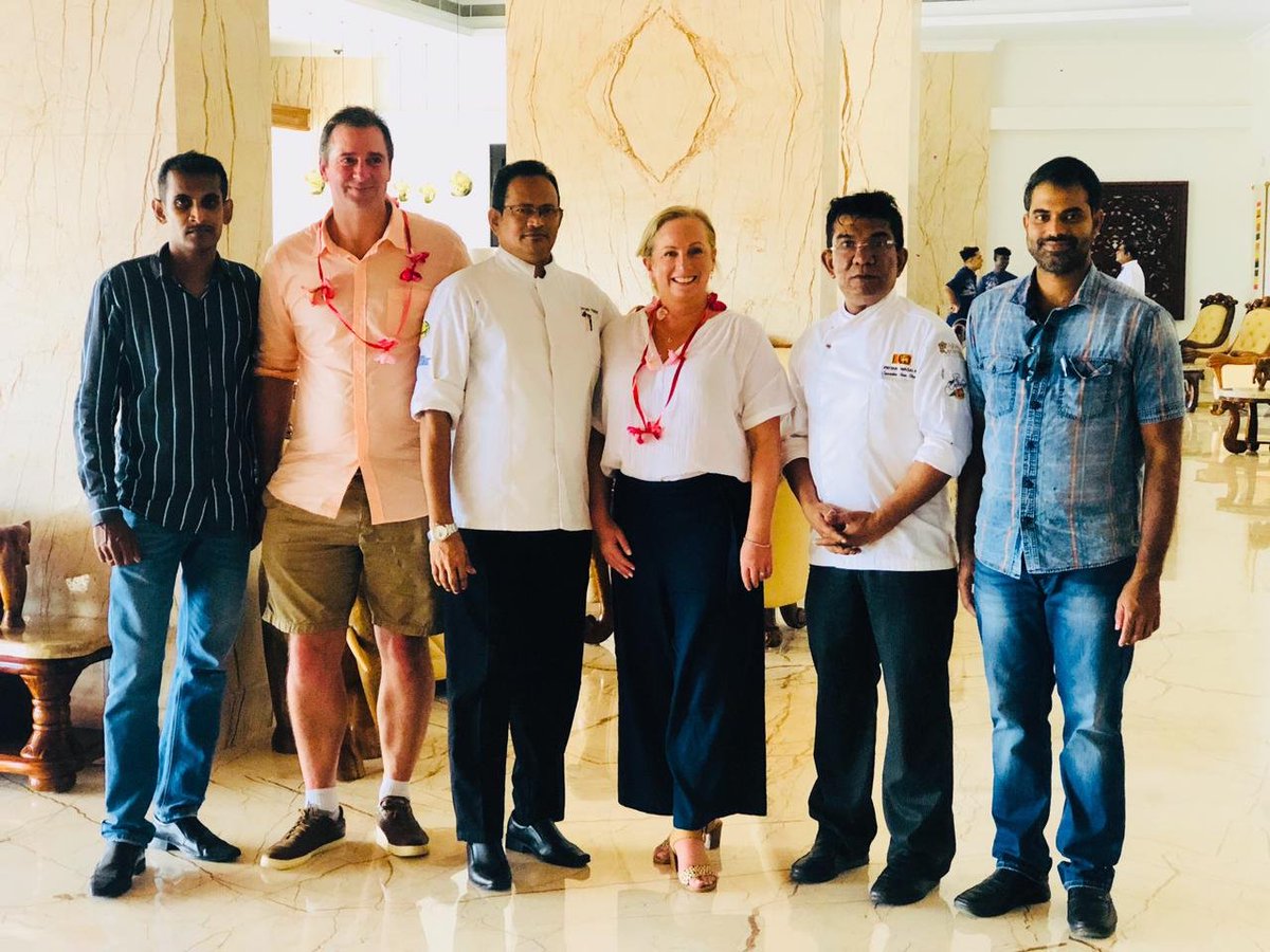 Accept our heartfelt greetings to legendary Australian cricketer Shane Warne's family who are being invited to the Memorial event in Galle.

#LKA #slcricket #visitsrilanka #ShaneWarne #visitsrilanka2022 #SriLankaCan #staywitharaliya #tourism #tourismSL