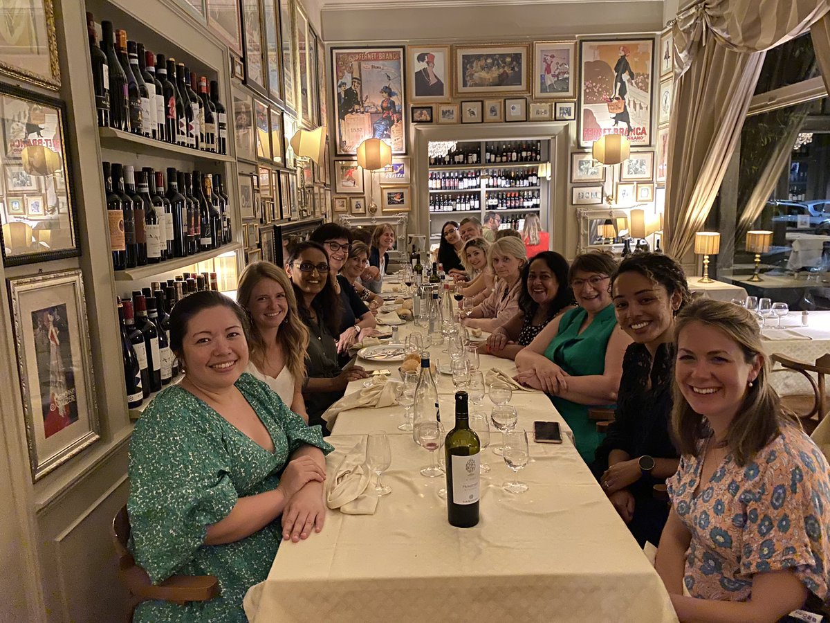 We had a fantastic dinner last night organised by @CindyFarquharNZ and <a href="/SarahLensen/">Sarah Lensen</a> for networking across Australia, New Zealand, USA and the UK. Looking forward to many more fruitful conversations. #eshre2022