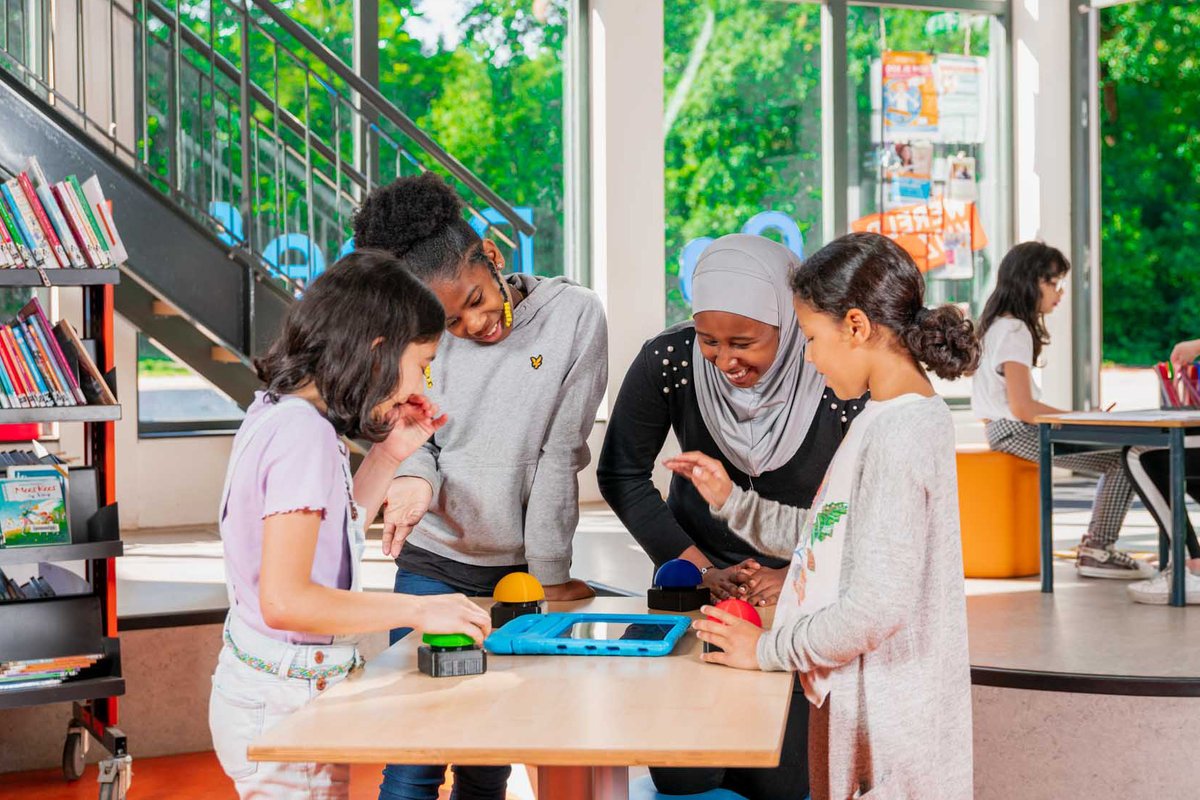 Afgelopen jaren gingen over het individu, terwijl kunnen samenwerken essentieel is voor kinderen! Wij hopen dat volgend schooljaar weer over leren samenwerken gaat. Daarom: 10% korting met code TWITTERVRIEND. Klaar voor de start? #cooperatiefleren #kagan #samenwerken #samenleren