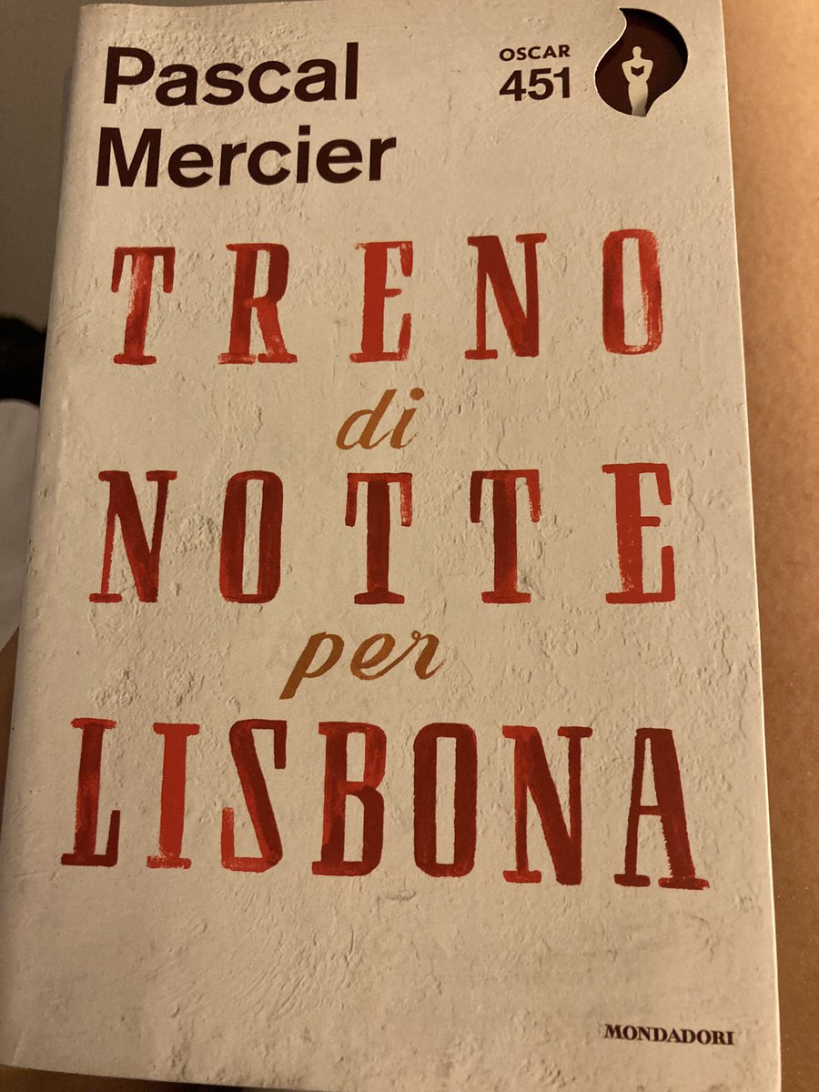 Fedefuma2000's tweet photo. ‘I sentimenti si arricchiscono attraverso la parola’ #stoleggendo @Mondadori https://t.co/1mQrwS5mbs