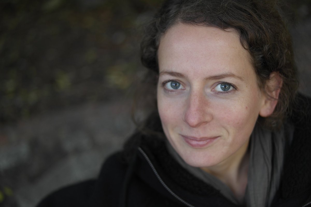 Ein paar Tage zu spät, aber sehr hörenswert: unsere Juni-Folge zum Thema „Wie funktioniert eigentlich nachhaltiger #Konsum?“ In unserem Gespräch mit Viola Muster von der <a href="/TUBerlin/">TU Berlin</a> &amp; <a href="/ConPolicy/">ConPolicy</a> haben wir sehr viel gelernt, also unbedingt anhören! bit.ly/3up3kKe #wisskomm