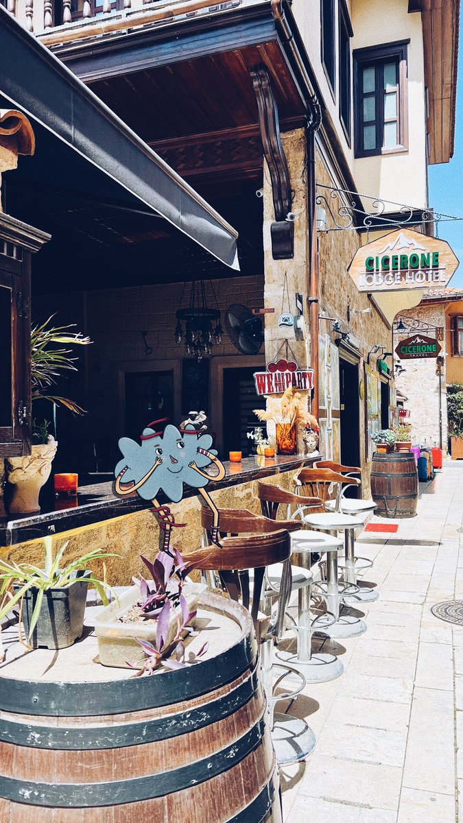 Люб, ты че tweet media