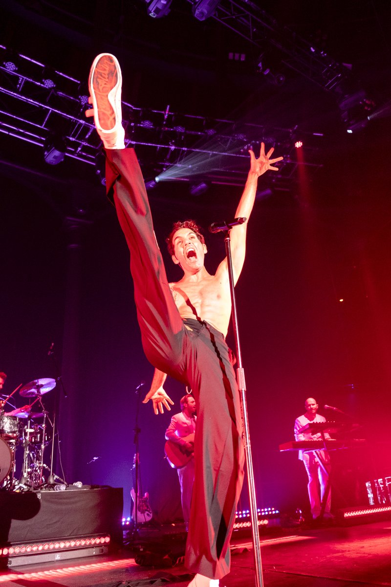 AdamHMatthews's tweet photo. MIKA bringing lots of kicks and balloons to @RoundhouseLDN  last  night! So much fun to photograph! 📷🎈

📷 for @Live4everMedia full gallery coming soon

@mikasounds @MikaFanClub #MIKA #mikasinger #roundhouse #mikaroundhouse #music #livemusicphotography #popmusic #gracekelly https://t.co/9vuO6i3qPr