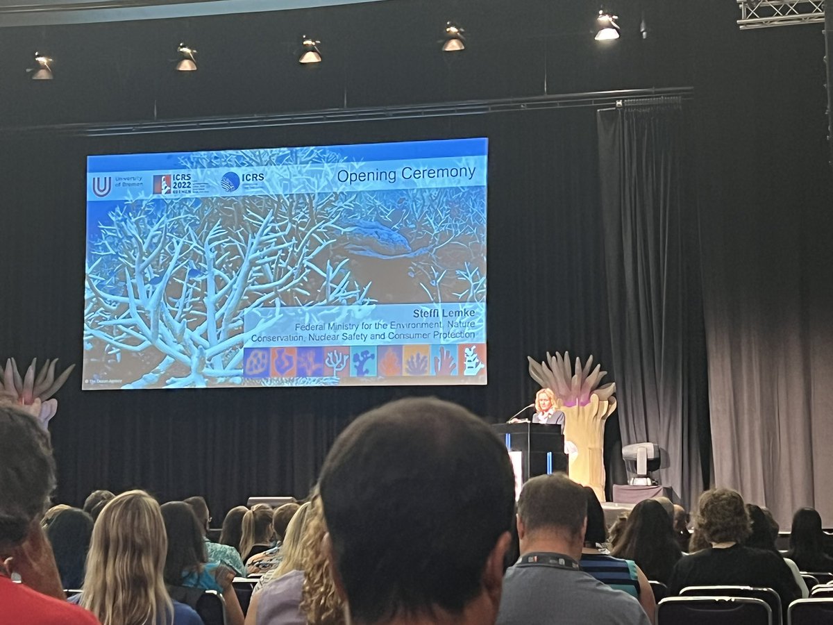 Made it to Bremen!!! Excited to be at the opening ceremony of <a href="/ICRS_2022/">ICRS 2022 - 15. International Coral Reef Symposium</a> and looking forward to a week of presentations and networking! 🪸 🐠 @Clara_Diaz_974