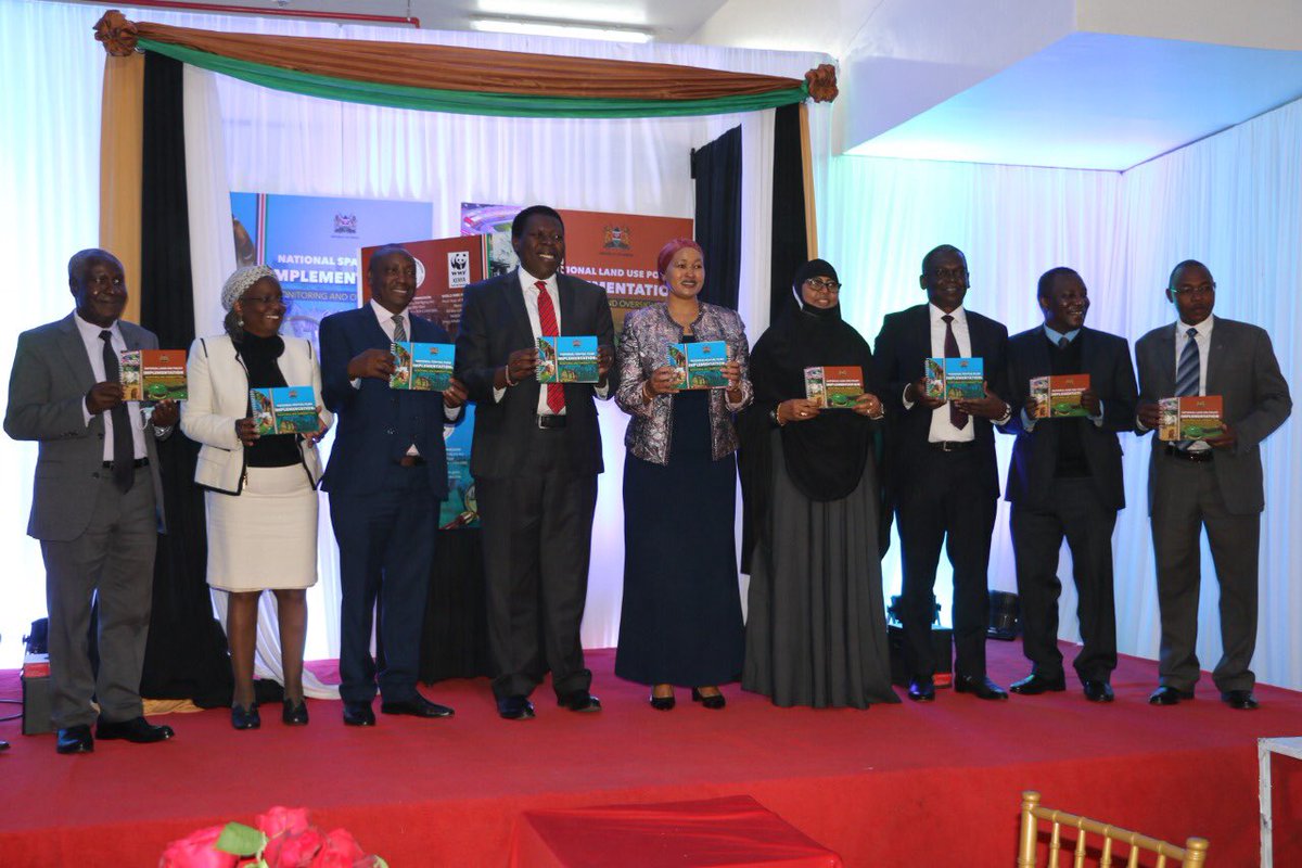 NLC_Kenya's tweet photo. The National Land Use Policy toolkit and The National Spatial Plan toolkit are officially launched. @WWF_Kenya @Lands_Kenya @KenyaGovernors @isk_kenya @PLANNINGKe @KenyaGovernors @EugeneLWamalwa @kwskenya @pamoja_trust
#SpatialPlan
#LandPolicy
#landuseplanning https://t.co/TbBEZifg13