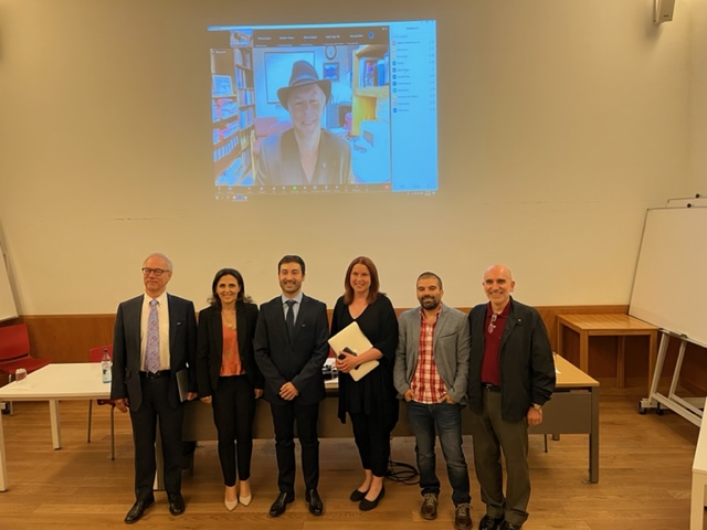 30/06/2022 - PhDone! 👨‍🎓🥂 I'd like to thank all my friends, colleagues and family for their presence and their messages. A big thanks to my supervisor <a href="/Marco_Aurelio_/">Marco Alves</a> , for believing in my potential to achieve this goal! 🙏 And thanks to my opponents for the great discussion!