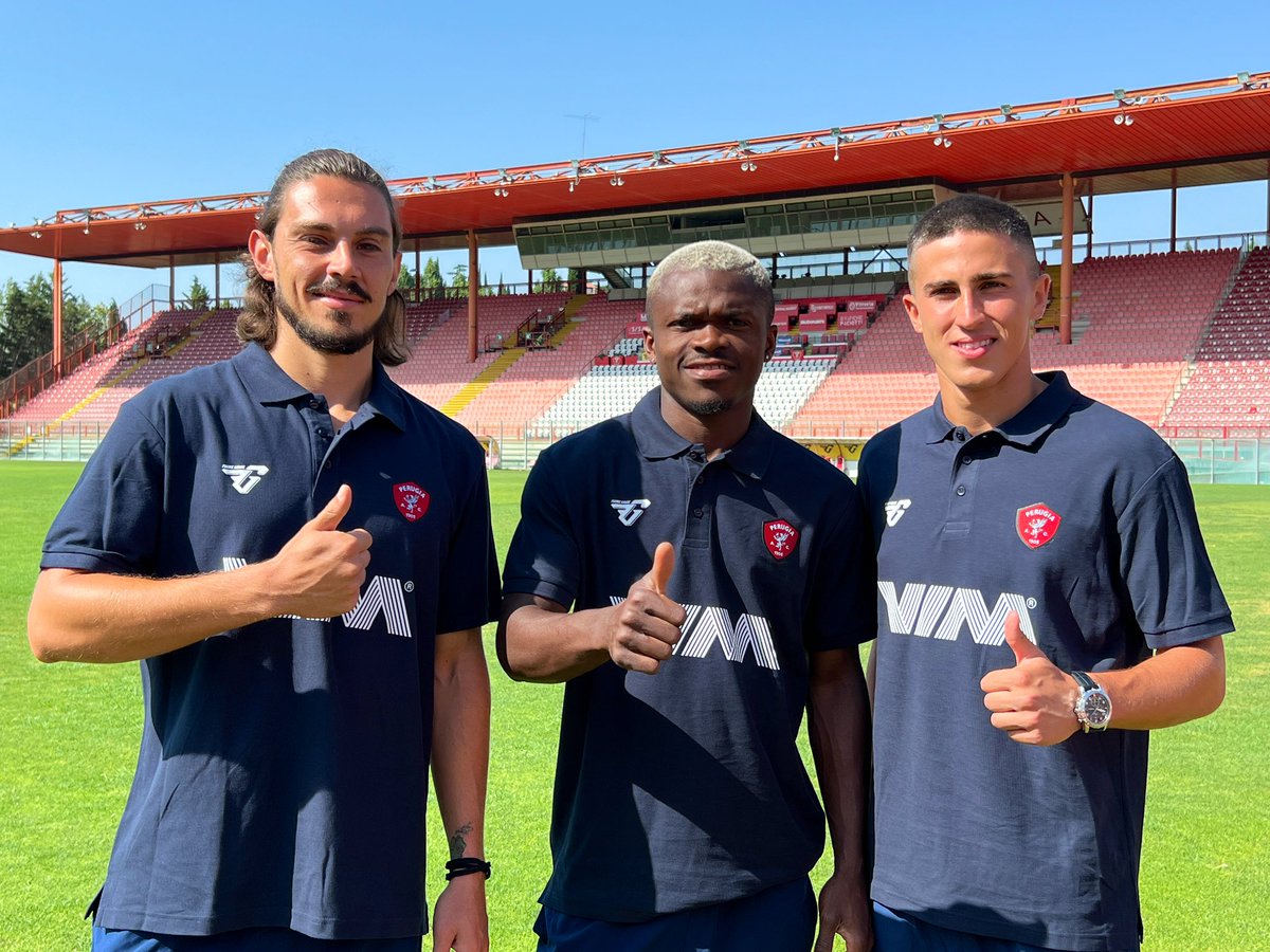 ACPerugiaCalcio's tweet photo. Si ricomincia! 💪

Stagione 2022/2023! FORZA GRIFO!⚪️🔴

#noisiamoperugia @Lega_B #SerieBKT https://t.co/LkRuk3c1ge