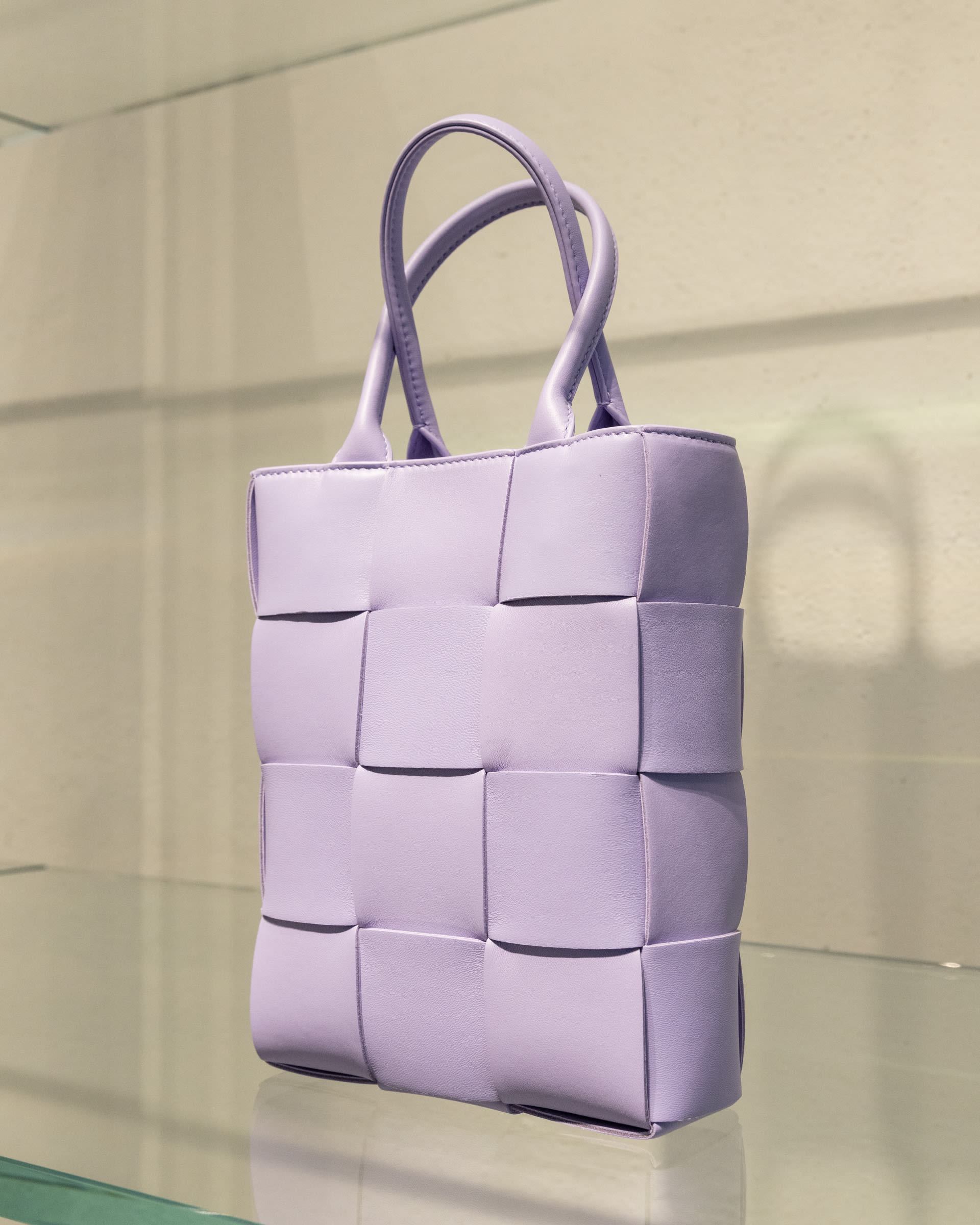 ★送料関税込★BOTTEGA VENETA ミニ カセット トートバッグ ボッテガヴェネタ ミニカセットトート