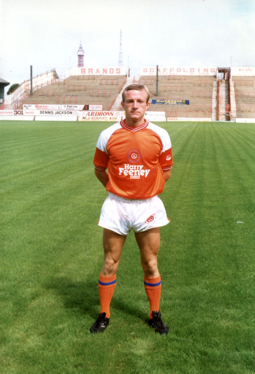 BFC_ExPlayers's tweet image. Happy 56th Birthday today to former Pool full-back &amp;amp; top man .... Brian Butler

Hope you have a great day Brian !
👍😀🎂⚽️🍊⛳️🚴‍♂️

#LovesThePool
#LovesHisGolf 
#LovesCycling
