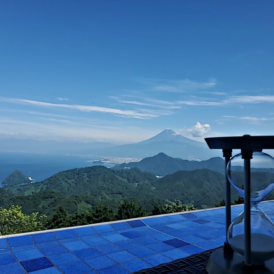 伊豆パノラマパーク 公式 伊豆パノラマパークの 魅力を配信していただく仲間として公式アンバサダーになってみませんか Instagramもしくはtwitterにて 碧テラスアンバサダー募集 と就任への想いを伊豆パノラマパークの画像とともに投稿してください