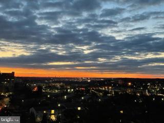 _KatrinaThomas's tweet photo. Charming 2 BD/ 2 BA in Alexandria has a lot to offer. Call/text/DM me for info.  https://t.co/PGcjHE8bhS https://t.co/1ESGHKgHem