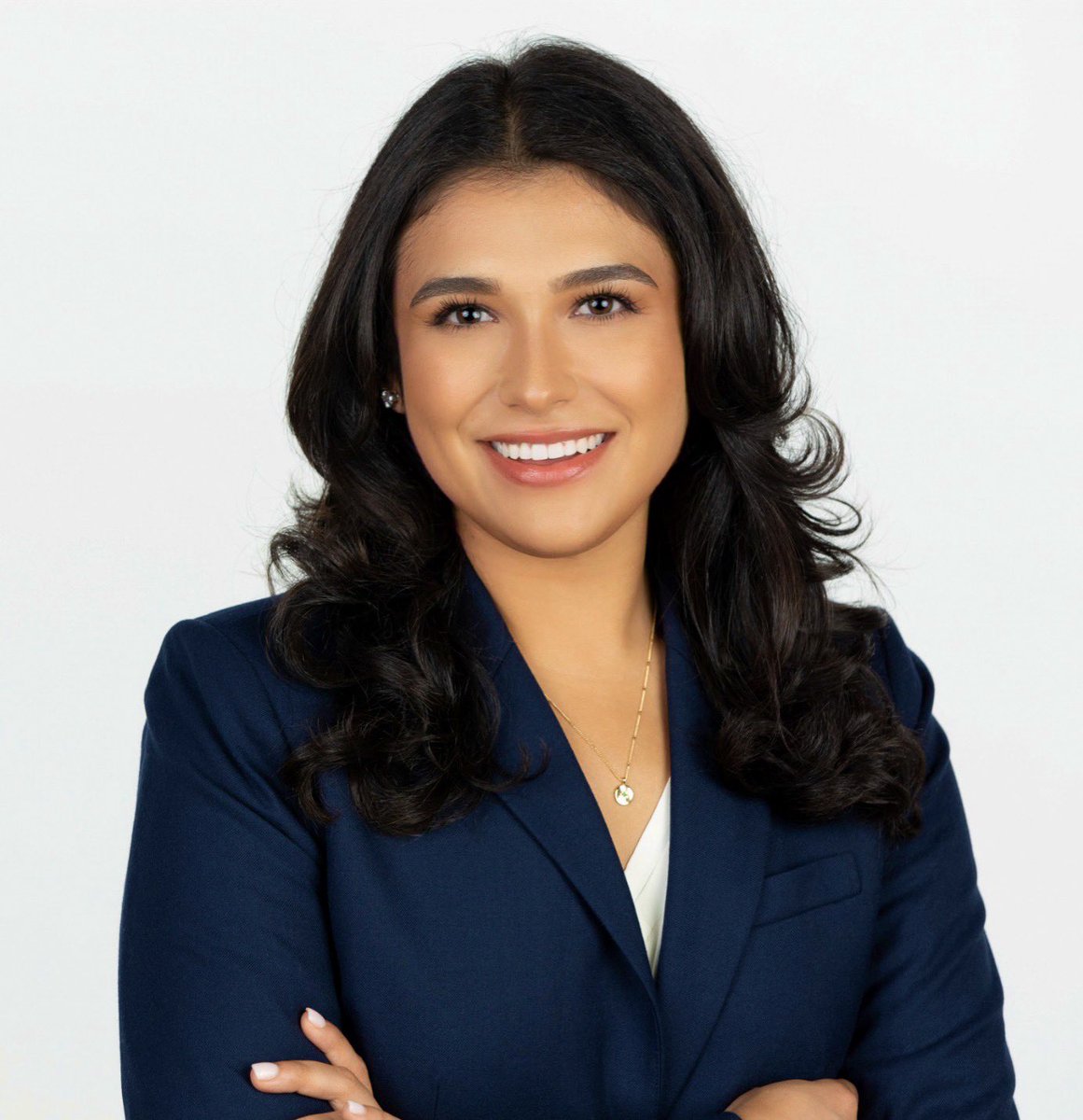 Alexandra Sueldo, MD (@asueldomd) on Twitter photo Hi #MedTwitter 👋 I’m Alex from <a href="/StGeorgesU/">St. George's University</a> applying #InternalMedicine this upcoming #Match2023! I’m passionate about critical care, geriatrics, & racial health disparities. I look forward to connecting with other IM mentors & colleagues ⚕️
<a href="/Inside_TheMatch/">Inside The Match</a>
<a href="/InternalMed_Res/">The Internal Med Applicant ☤</a> Hi #MedTwitter 👋 I’m Alex from <a href="/StGeorgesU/">St. George's University</a> applying #InternalMedicine this upcoming #Match2023! I’m passionate about critical care, geriatrics, & racial health disparities. I look forward to connecting with other IM mentors & colleagues ⚕️
<a href="/Inside_TheMatch/">Inside The Match</a>
<a href="/InternalMed_Res/">The Internal Med Applicant ☤</a>