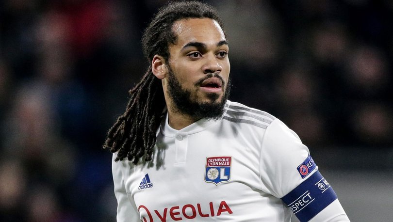 TFF_Transfer's tweet photo. 💥🔵🔴 Trabzonspor, Eski Galatasaray oyuncusu Jason Denayer ile görüşüyor. https://t.co/lwzbdQEQSP