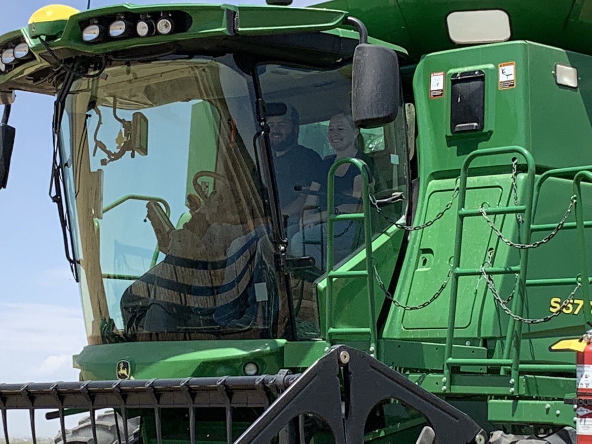 We are super proud of my niece and nephew. They are harvesting their very first crop as first-generation farmers, on a farm we leased them

I hope there are many more successful harvests, like this one, in their future

#ArnuschFarms #wheatharvest22 #FirstCropEver #CantwellFarms