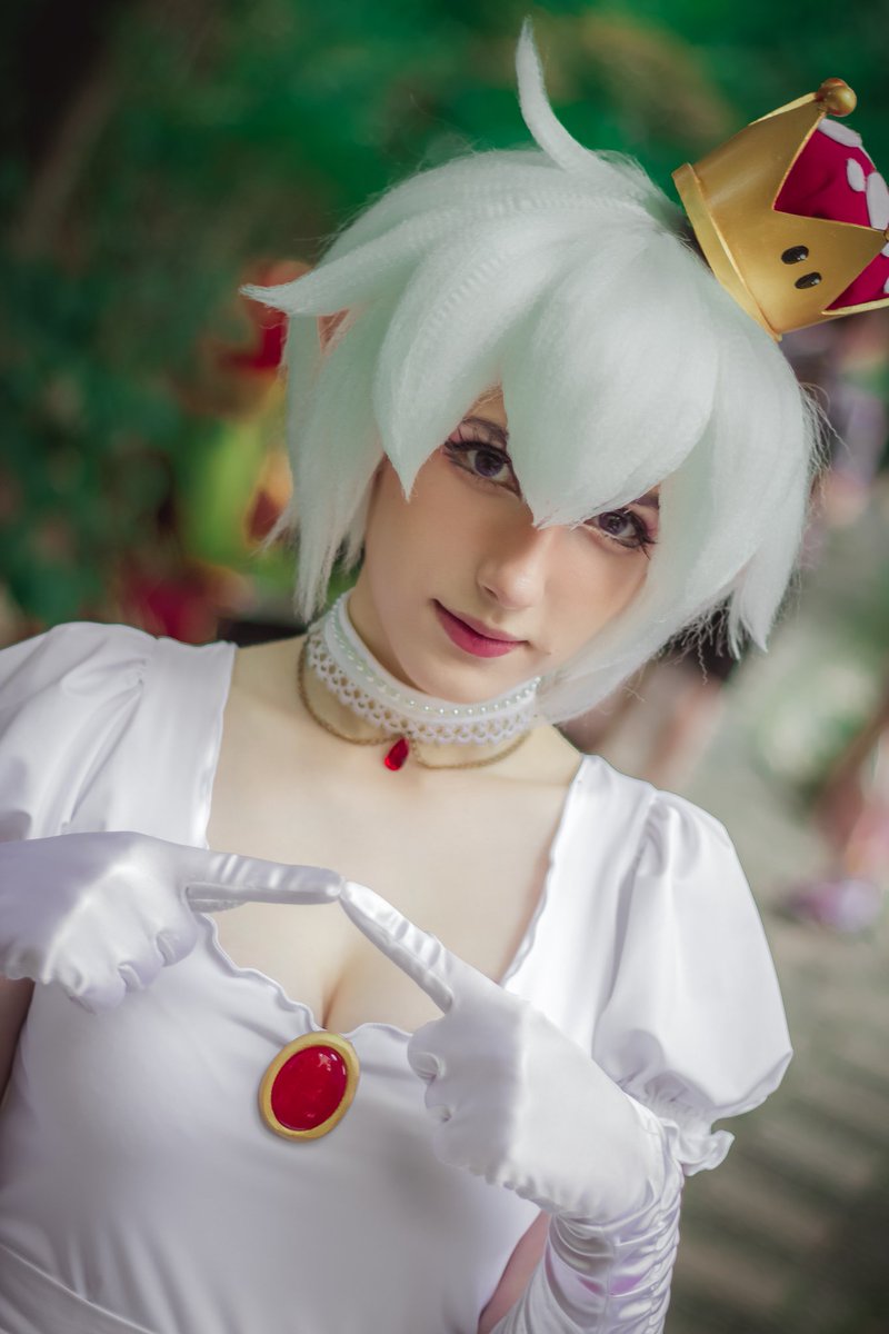 NarisagiC's tweet photo. A bit late on the trend but there's no such thing as being way too late. Here's my renewed version of #supermario #booette https://t.co/gVXnnCHCU9