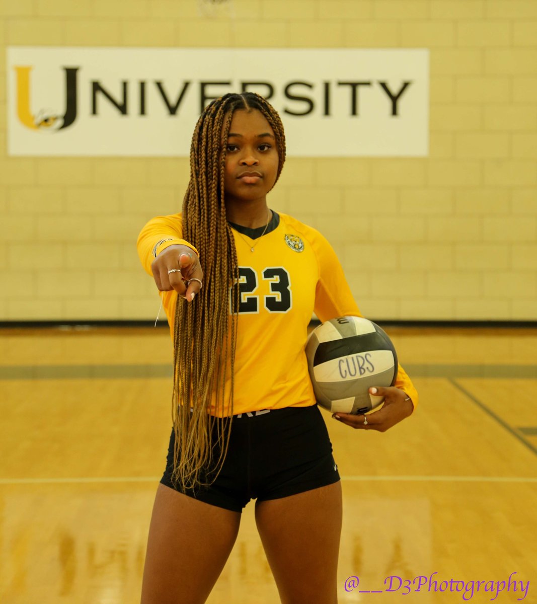 universitylabvb's tweet photo. Lets give a warm welcome to our #classof2023 Senior Volleyball Players @KenadiChambers @tweetywilliams0 @Elise15vb2023 @HannahM48080050. Coaches Bonita Johnson and @CoachDubUHigh will be leading the lady cubs into victory in their upcoming season. @LSULabSchool @UHScubathletics https://t.co/miWDTi51tO