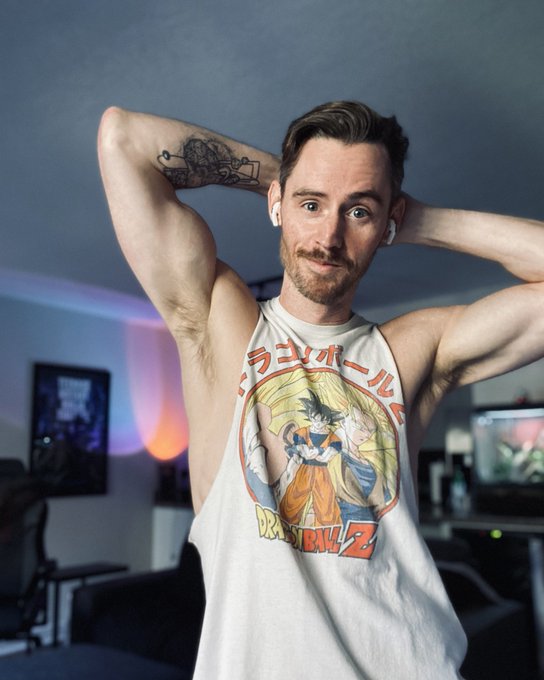 Anime fit is life. https://t.co/lJBQG90QLR