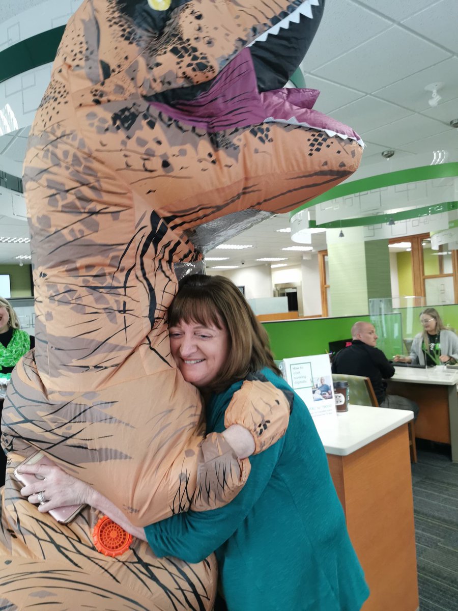 valerie smith tweet media