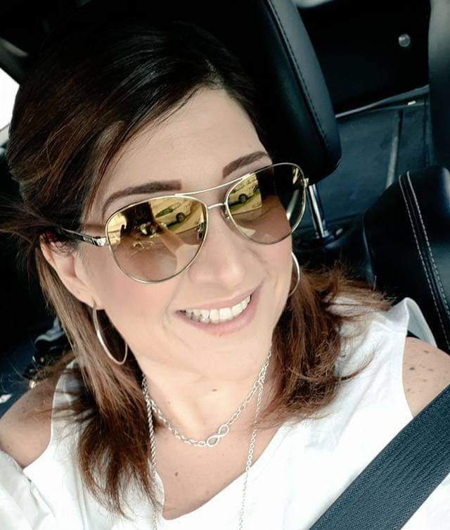 SoyLauraRivas's tweet photo. El trabajo y la calidez de la persona se notan cuando no la encuentras, ya no la ves, porque falta orden, liderazgo. Sientes que estás perdido entre tantos no!!! Y solo piensas : #Manli lo haría Sí, sin pretextos, rápido, sonriendo.. Cuántas personas conoces así? #Impresindibles https://t.co/7zzOkZOkSX