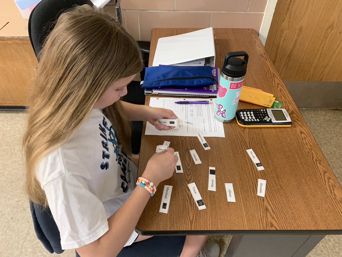 j_eisenberg87's tweet image. #megamath students @CatonsvilleMS match capitals with states to determine unit rates @BCPSMATH @BCPS_SocialSci #crosscurricularlearning #planningwithfuninmind