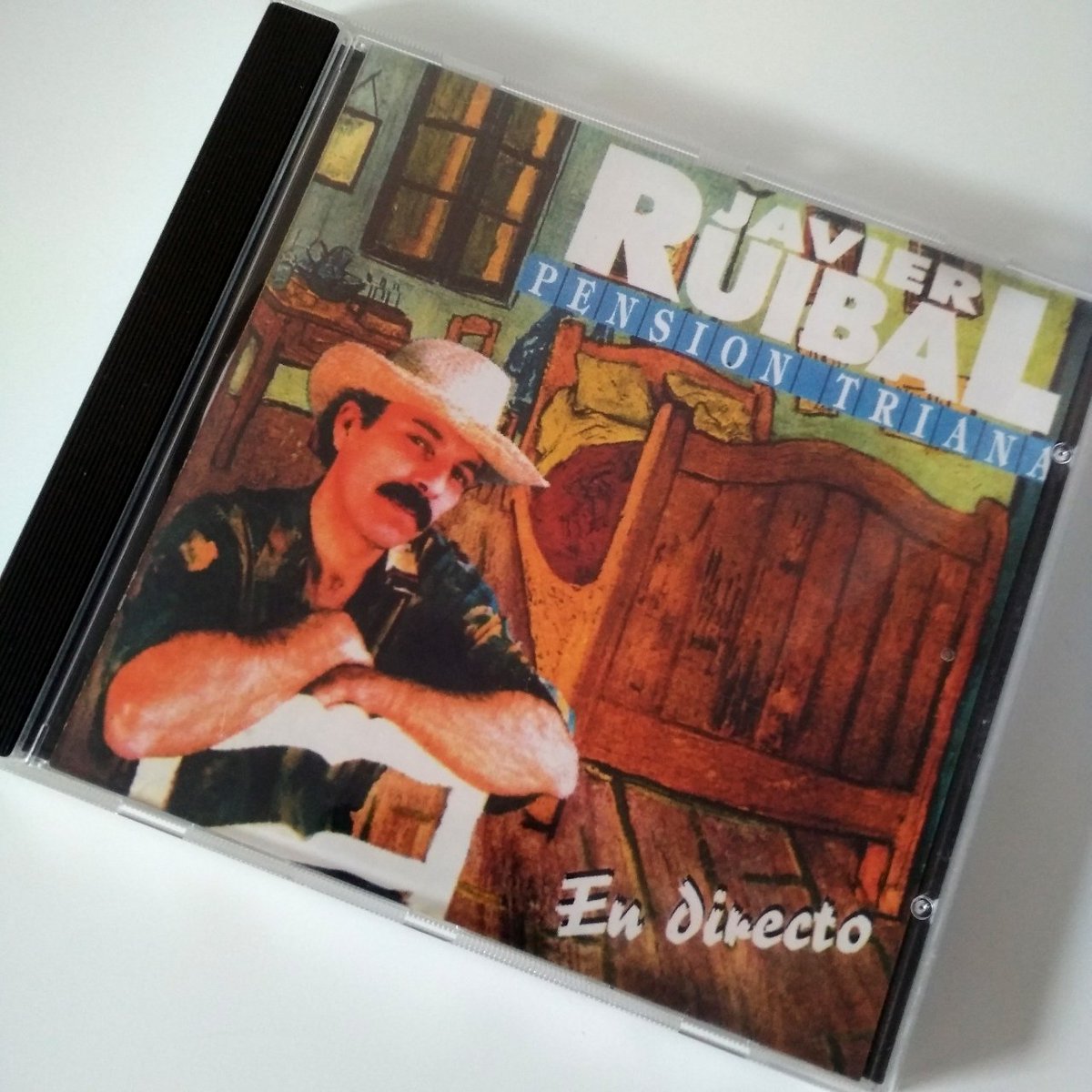 MrJamCMM's tweet photo. Javier Ruibal, uno de los creativos más auténticos de nuestro país. En este disco en directo (1994) está acompañado por los mejores de la época. Extraordinaria  su versión de La Flor de Estambul de Erik Satie💘
👉MrJam, tu Centro Moderno de Música.
·
#mrjam #bilbao #musica https://t.co/56cgTteAVi