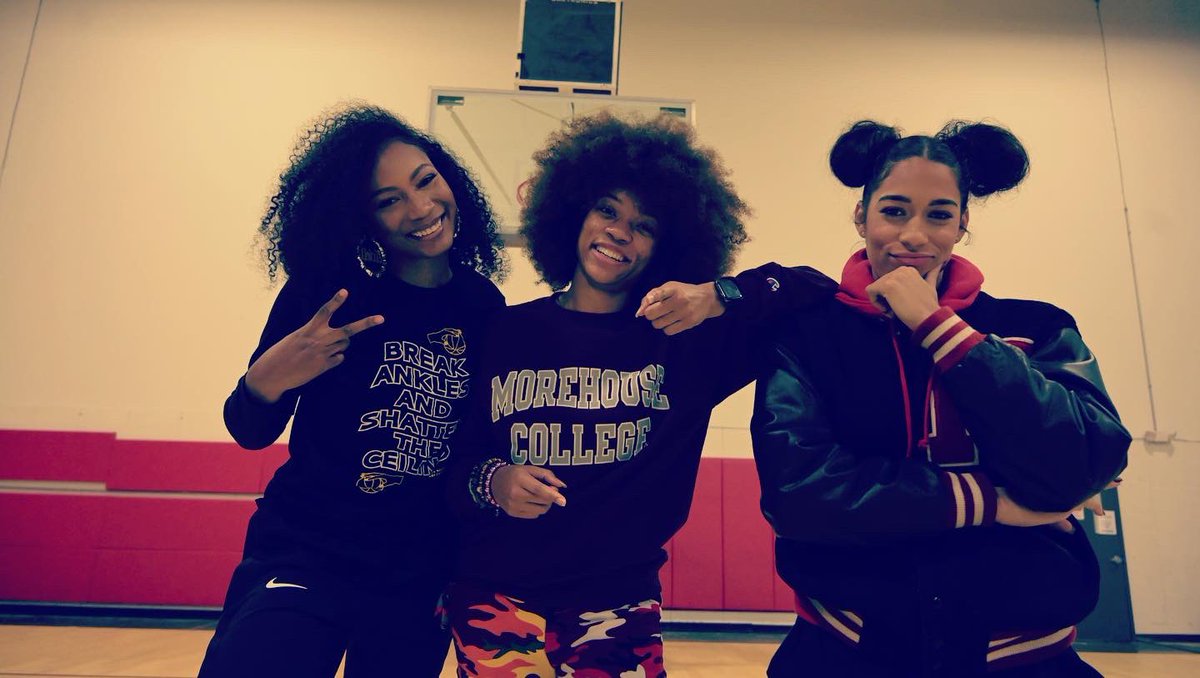 cantretireproj's tweet photo. “Three, that’s the magic number!” 3️⃣

#themagicnumber #dmvtrio #dmvtriolife #dmvwomenshoops #dmvwbb #dmvbasketball #womensbasketball #wbb #threeisbetterthantwo #womenssports #triolife https://t.co/dHgMS4WotC