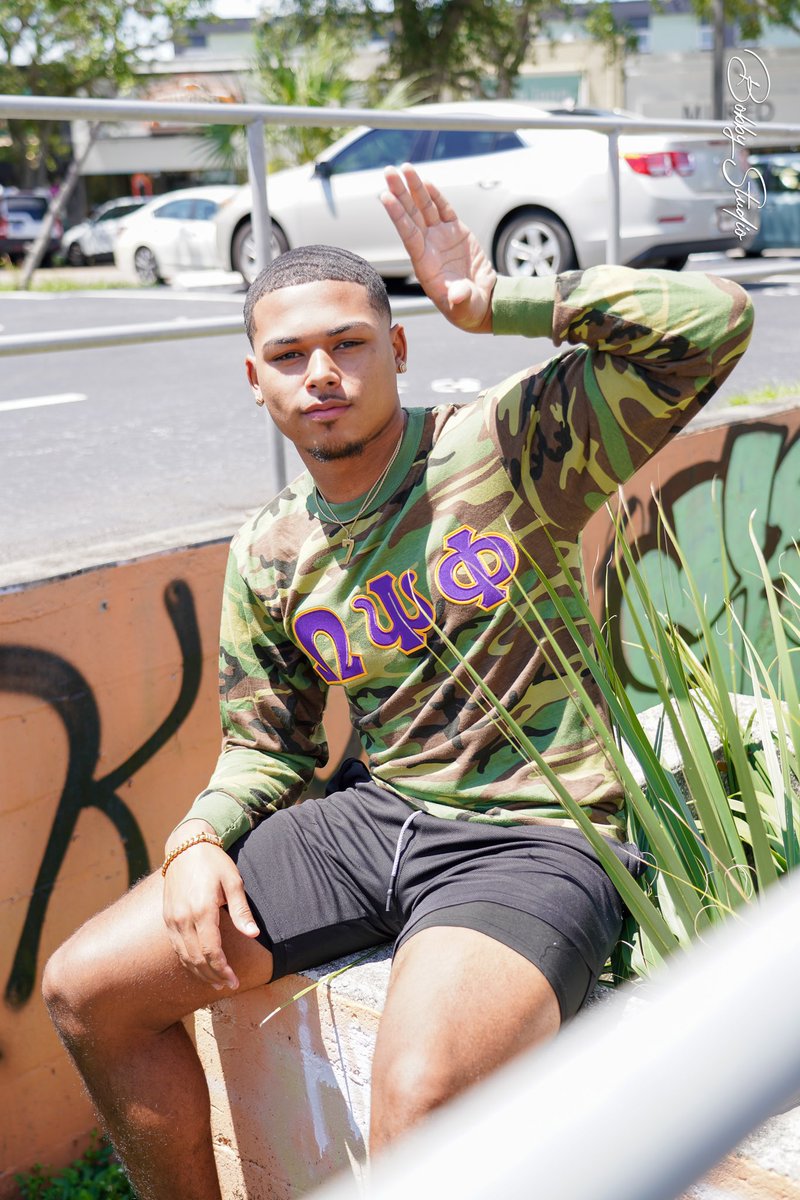 MightyEta_Ques's tweet photo. #WhosQueofASU
~ Jae Sutherland

~ 7 Dawg Spring ‘22

~ Psychology major🧠

~ Senior 👨🏽‍🎓

~ St.Petersburg FL🌴

~ left handed bruhz https://t.co/v1HQLd2yAd