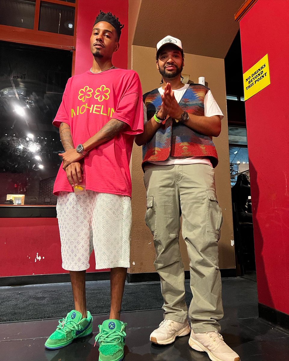 HOLD IT DOWN PT. II 📱