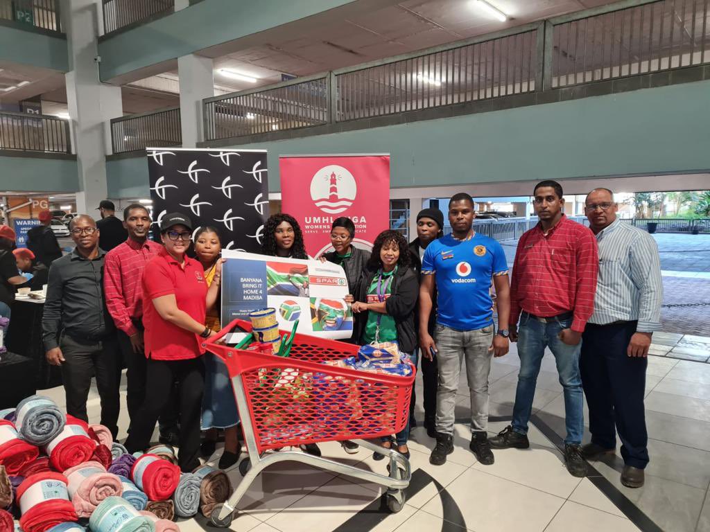 Thank you to our amazing volunteers, sponsors and partners who helped us cook and distribute 1000 meals, soup and 200 blankets for our 67 minutes in honour of our Madiba 🙏
We are overwhelmed by the support and together we are changing lives every single day 🤝❤️

#MandelaDay