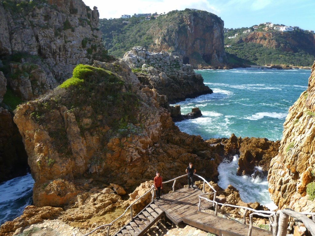andrefrasenburg's tweet photo. @Sarah_Katilyn Beautiful hike nearby, check out Knysna heads hike. Okay I'm rambling now, let me know if you need more info. https://t.co/ZSjKhq25PO