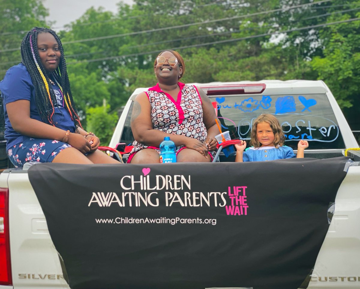 CAPBook's tweet image. So much fun at the Leroy Parade this past weekend! 
#kidsneedfamilies #communityeducation #outreach #fostercare #becomeafosterparenttoday #childrenawaitingparents