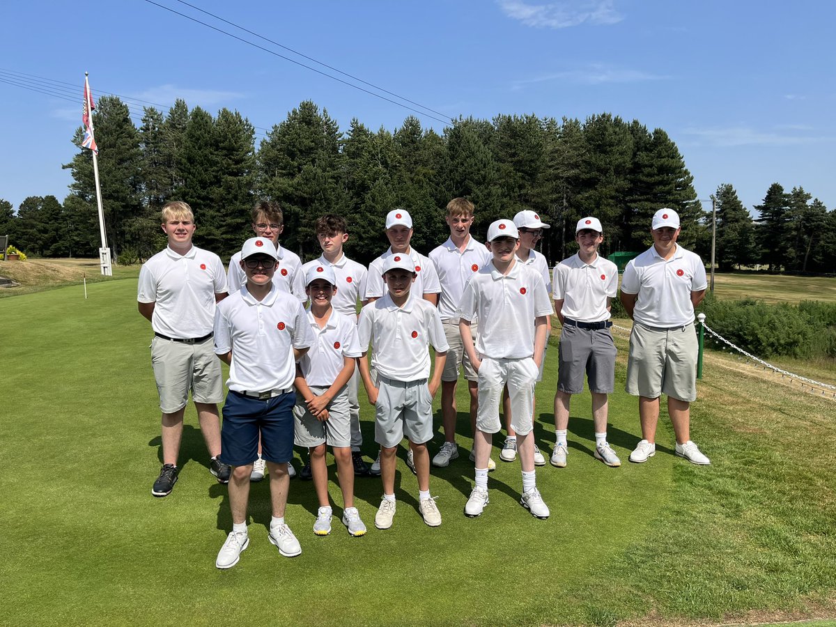 Lancashiregolf's tweet image. Congratulations @YUGCUK on a well deserved win. Proud of the effort by the young @Lancashiregolf side. Some playing their first match for the County. #futurepotential 🌹Thanks @CroslandHeathGC for their great hospitality 👍