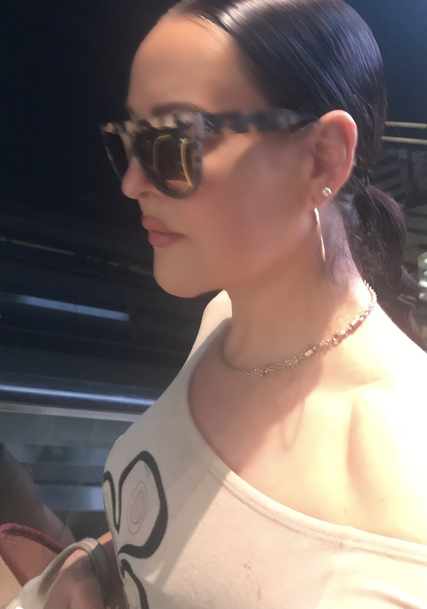 Carleenp's tweet photo. Emma J shares her holisitc beauty journey in My Beauty Diary &amp; in this new series our favorite campaign model, actress and beauty inspiration takes you inside her glow up for summer 2022. Part 1 explores the basics. @EmmaJactress https://t.co/mUwEsRT1iF https://t.co/CANrDc0wwG
