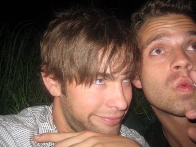 Happy birthday to our favorite Nate & 
one of Sebastian s best friends, 
Chace Crawford 