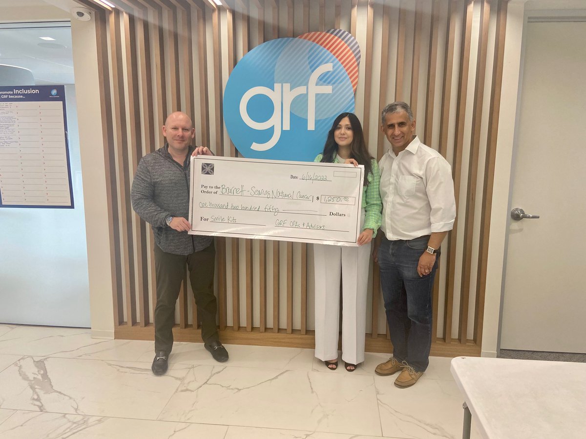 BSNCancerF's tweet photo. Thank you to the leadership team at GRF CPAs &amp; Advisors for the generous $1250 donation.  Their intern team also helped BSNCF create over 50 "Smile Kits" which are bringing joy to female cancer patients throughout the U.S.    #smilekits #sendingsmiles #bsncf #donate https://t.co/4TdDns0iDn
