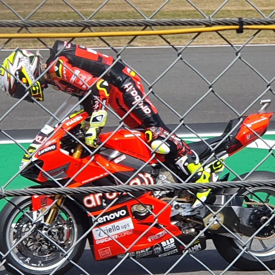 #Wsbk <a href="/19Bautista/">Alvaro Bautista Arce</a> 🏍❤️