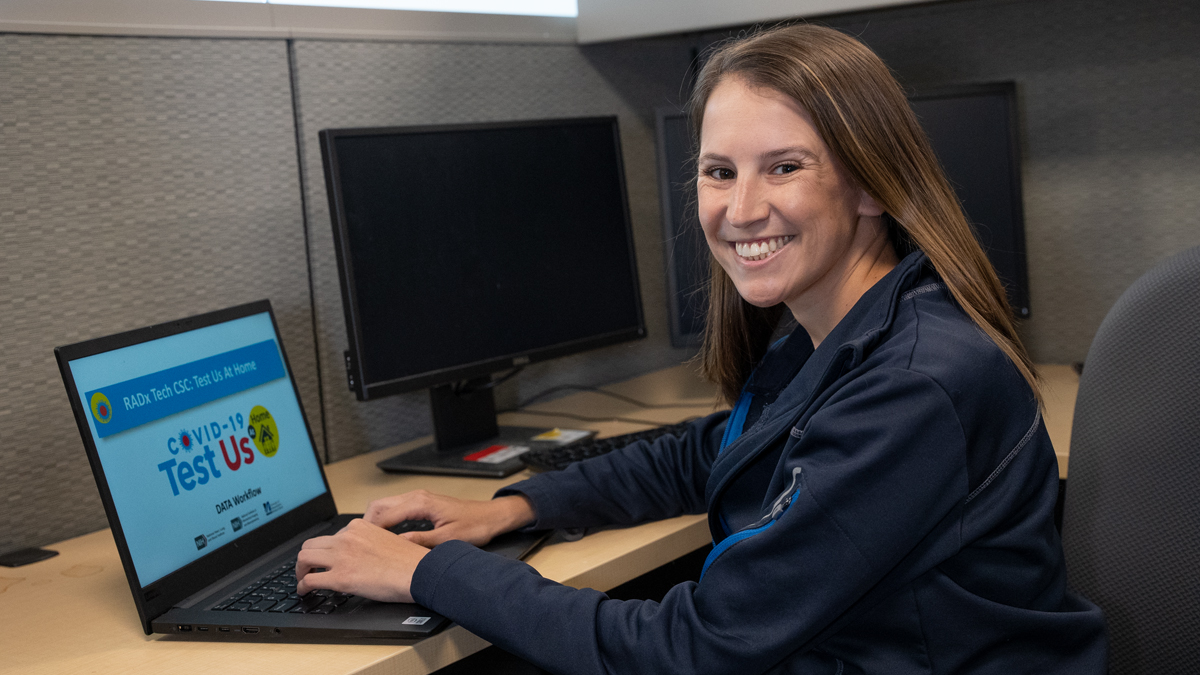 The research UMass Chan Medical School MD/PhD student Carly Herbert is doing related to rapid COVID-19 tests is influencing how we use the tests: bit.ly/3AWJ8mU

#StudentSpotlight #WhyUMassChan #RADx @herbert_carly @UMassMDPhD @UMass_CPHR @UMassChan_PDM @COVID19TestUs