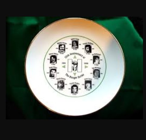 Country92134036's tweet photo. @LynneCampbell5 There's a wee dinner plate for you to remember them, when your having your lunch https://t.co/LBzigXCx9e