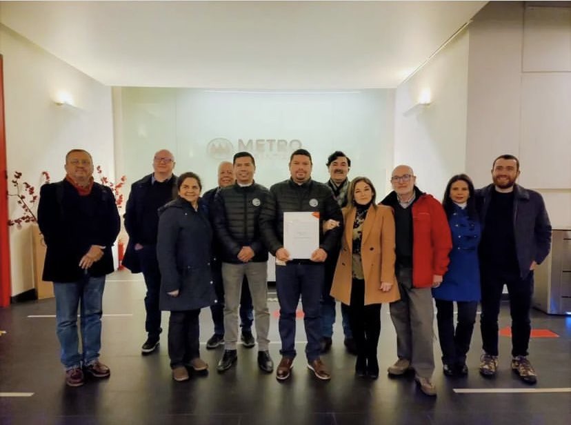 Felicitamos a @MetroSindicato1 por su reciente negociación colectiva, correspondiente al periodo 2022-2025. Sabemos que es fruto de un intenso periodo de trabajo, lucha y organización ✊🏼

#sindicato #s2metro #metro