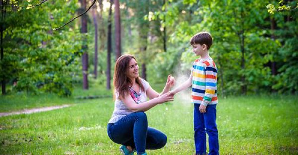 pembo17's tweet photo. In Kansas and Missouri, we see 3 tick-borne diseases most often. Here's some information from #ChildrensMercy on how to help prevent your child from getting tick bites. 
 https://t.co/8DT07XHNbl https://t.co/IqY1QdrsFu