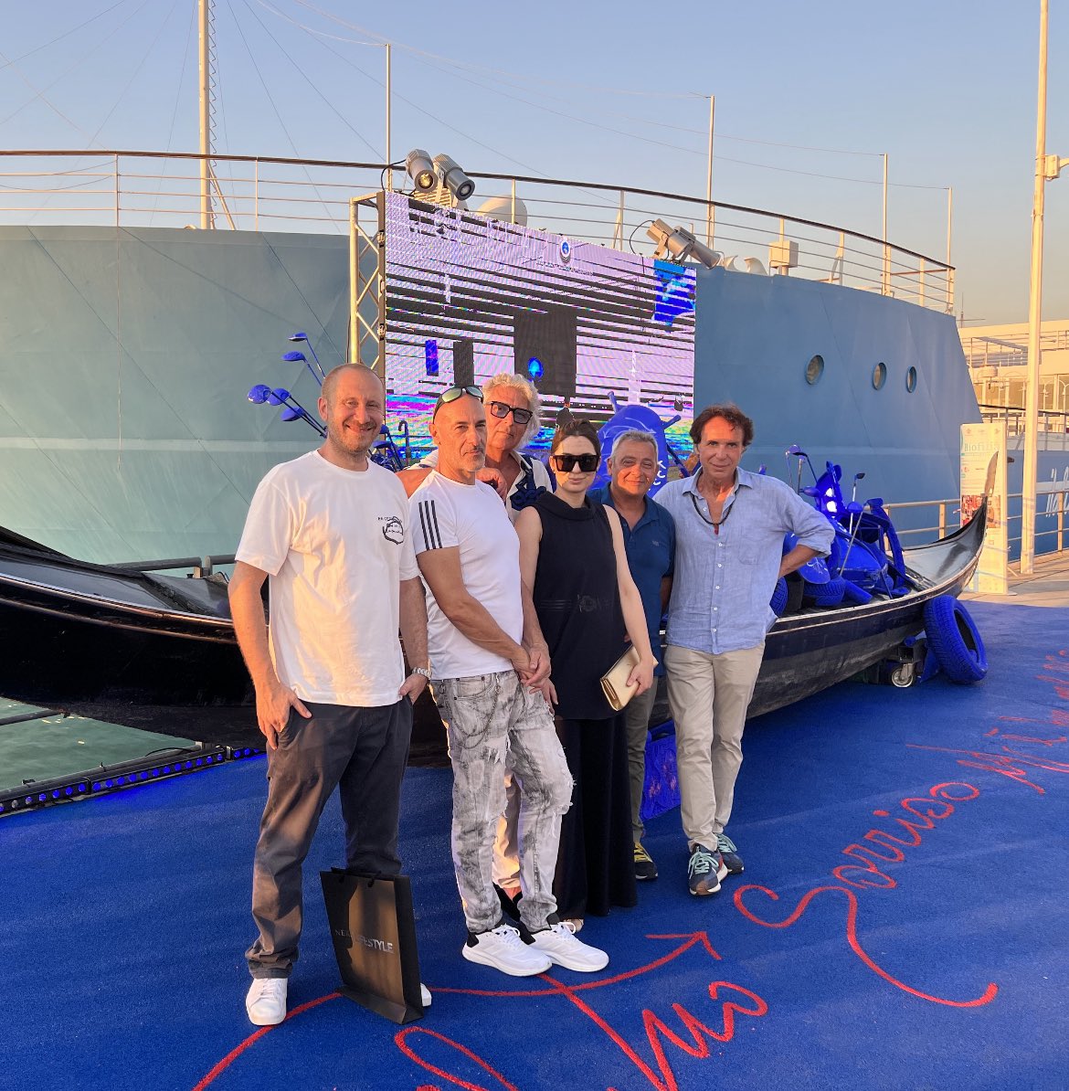 alebrunelloxyz's tweet photo. #cleanwater #biofilia @ComunediGenova #everinart #marconereorotelli @bertallot @wrongtheorynft https://t.co/0BETbO9mI1